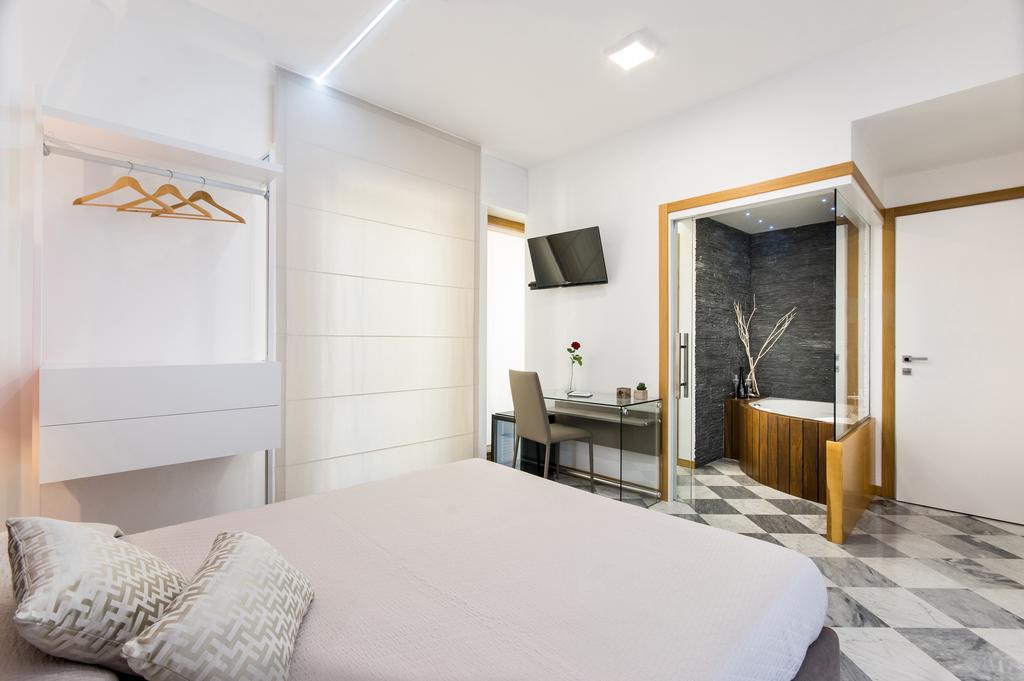 Pensión Lucenova Guest-house Cagliari